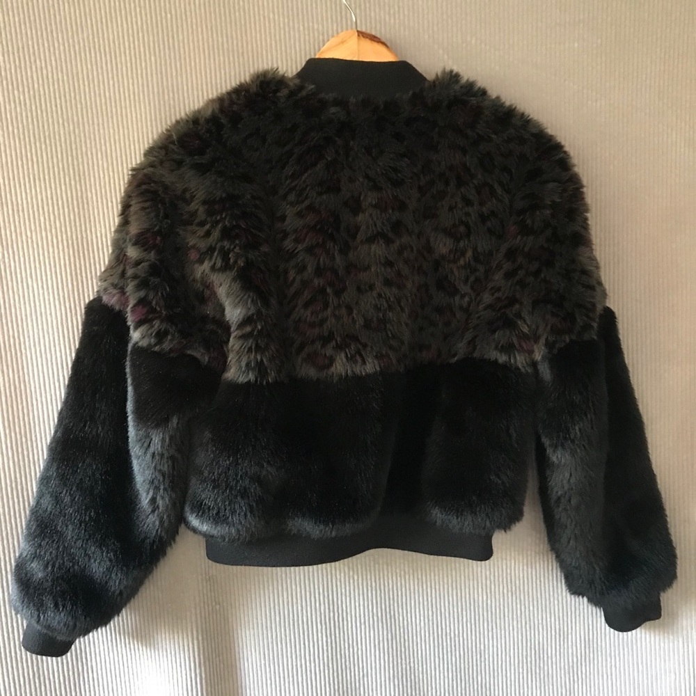 ARITZIA Golden Tna faux fur coat Mahoney Bomber - Picture 3 of 16
